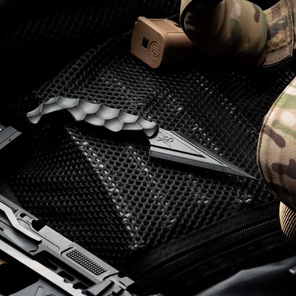 Stroup Knives Ultralite Non Metallic Knife - Image 8